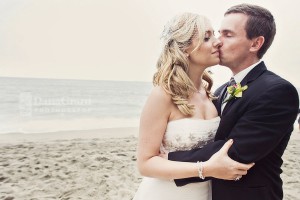 Drew & Erik’s Stunning Seaside Wedding…